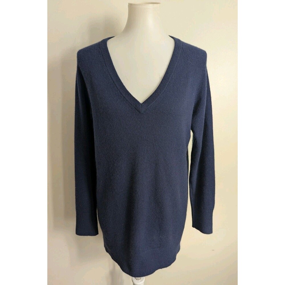 Equipment Femme 100% Cashmere V-Neck Sweater Navy Blue Relaxed Fit Classic Tunic